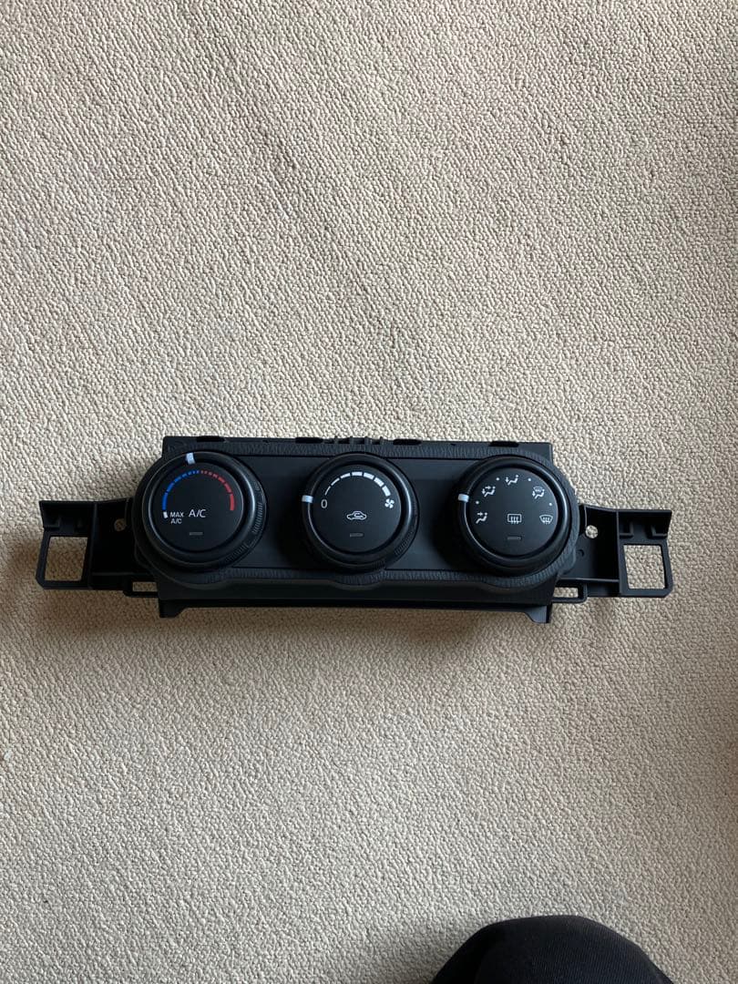 NDロードスター　NR-A 純正エアコンパネル