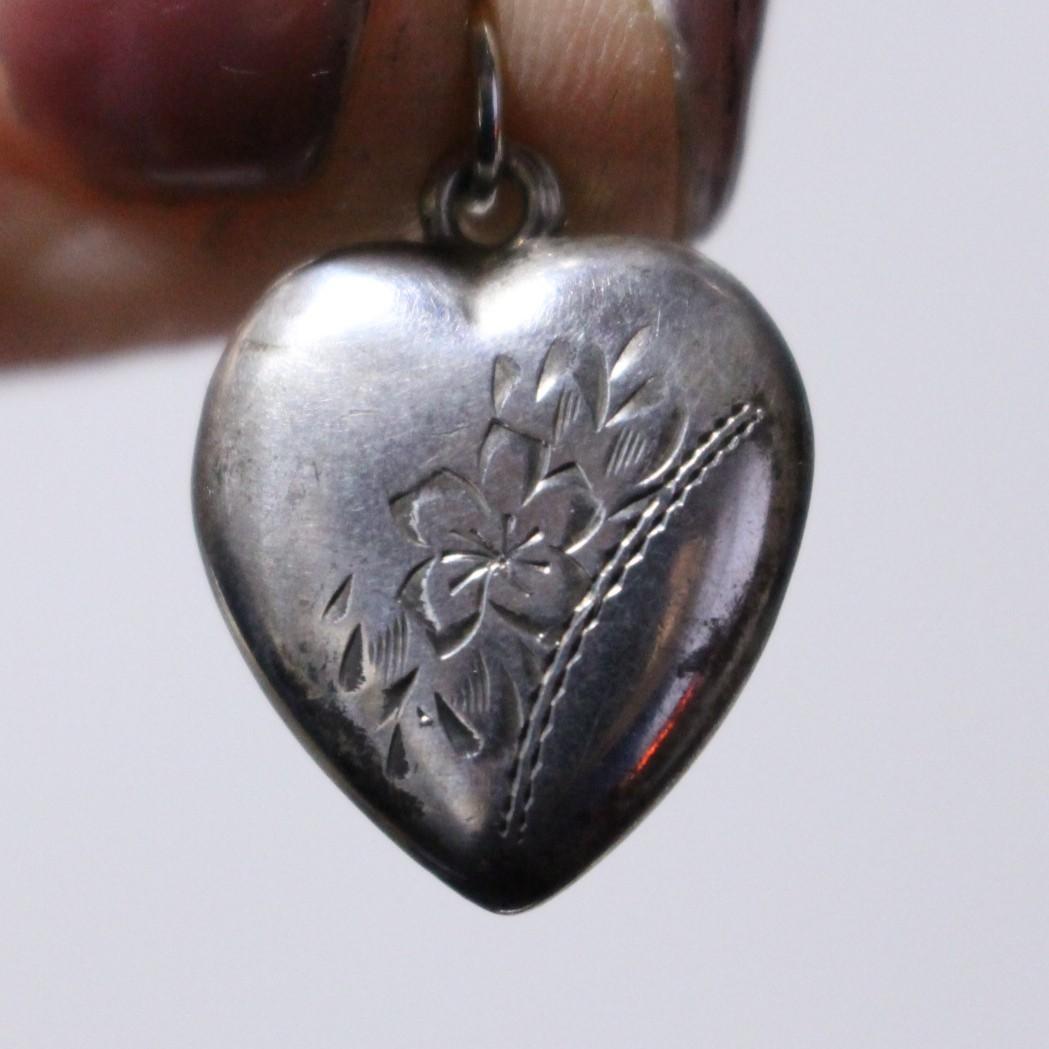 40s　スウィートハートジュエリー　WW2　シルバー　チャーム　勿忘草　フラワー