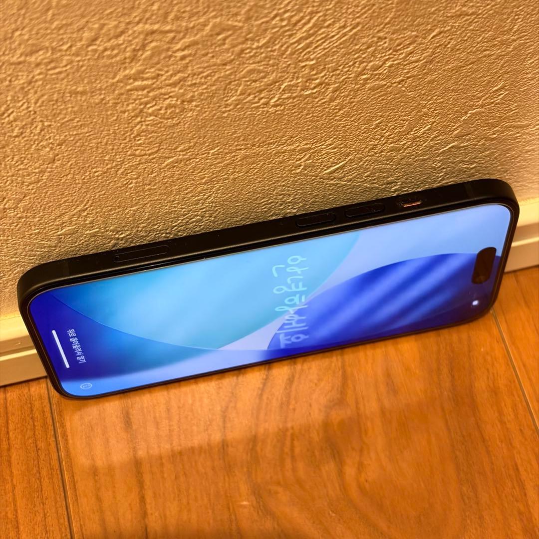 iPhone 15 256GB SIMフリー 【バッテリー容量94%】