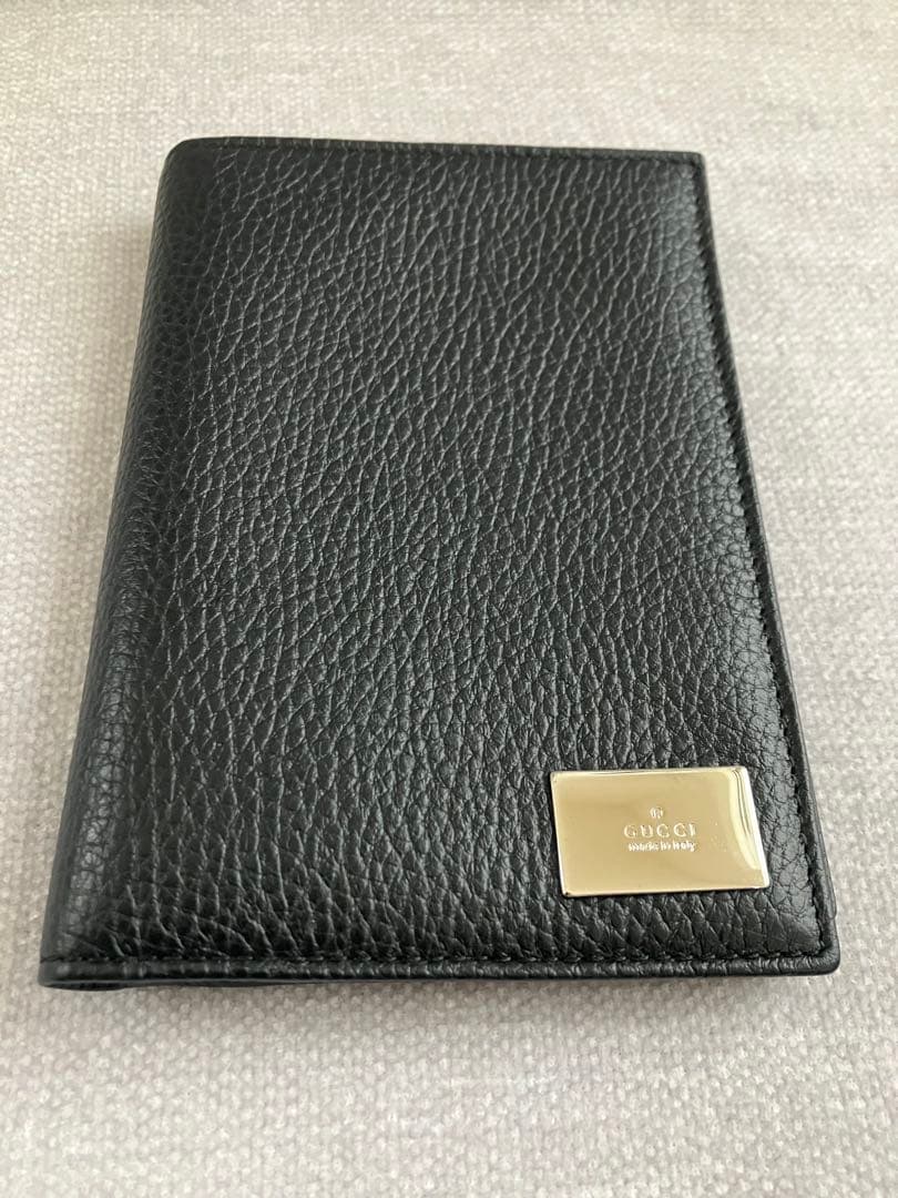 GUCCI ブラック パスポートケース