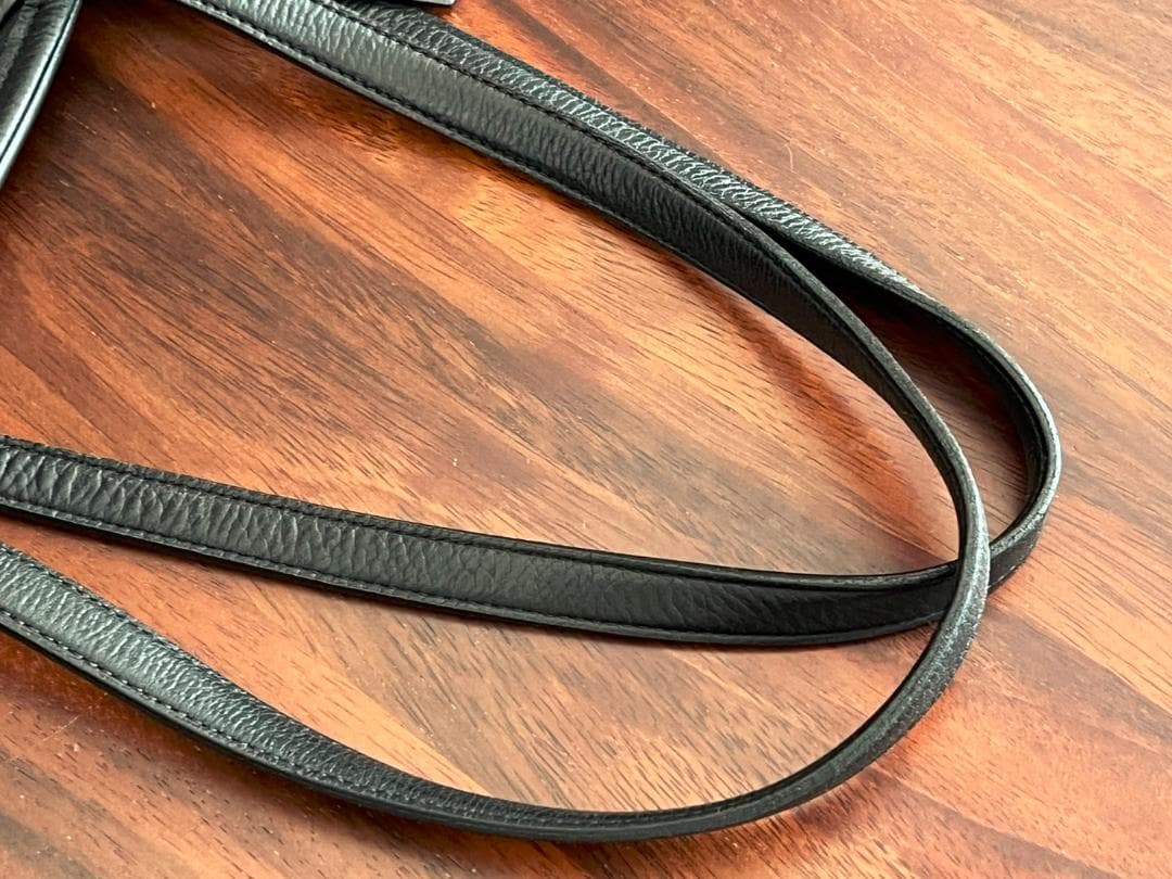 ◆aniary アニアリ レザートートバッグ シボ革 A4収納 迷彩 ビジネス