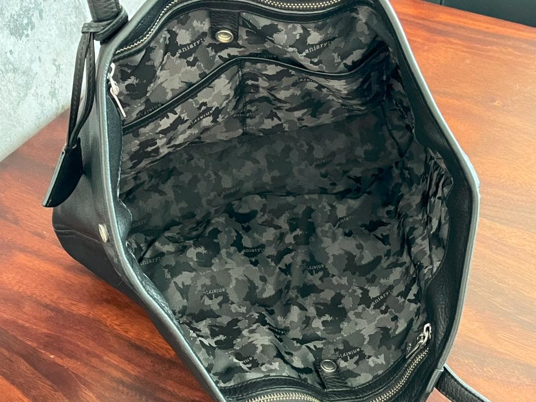 ◆aniary アニアリ レザートートバッグ シボ革 A4収納 迷彩 ビジネス