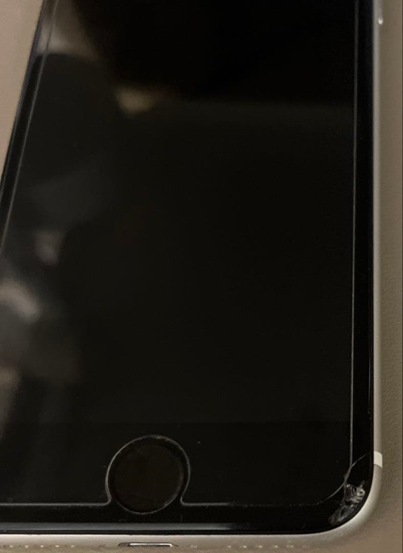 Apple iPhone SE2 64GB ホワイト 本体