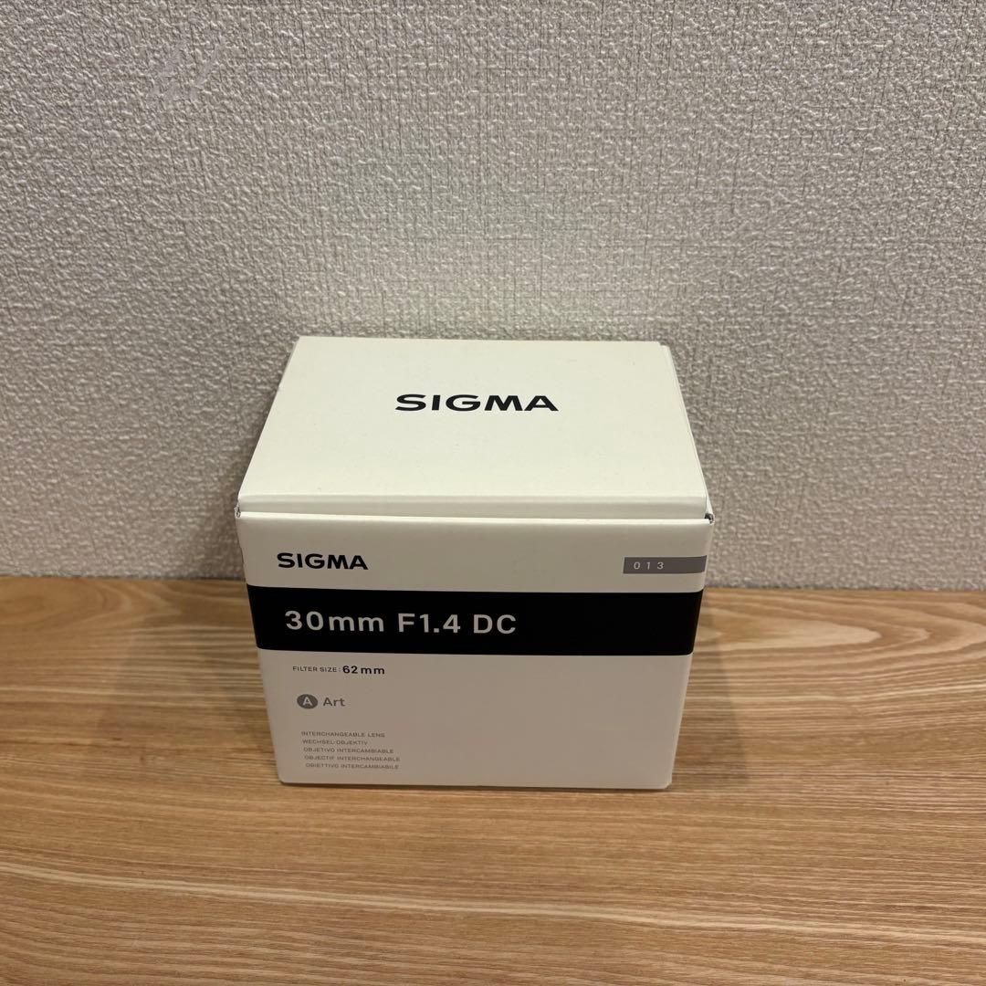 【美品】デジタル一眼レフカメラNikonD5500ダブルレンズSIGMA