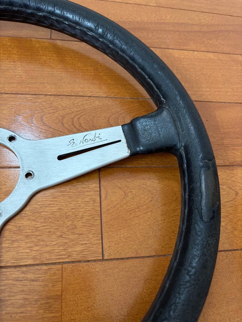ナルディ ステアリング　クラシック 【ジャンク】