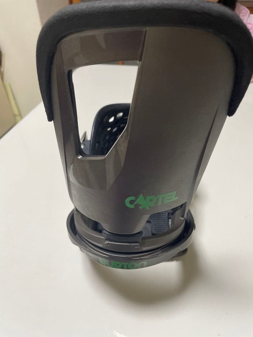 バートン　スノーボード ビンディング カーテル黒　サイズL