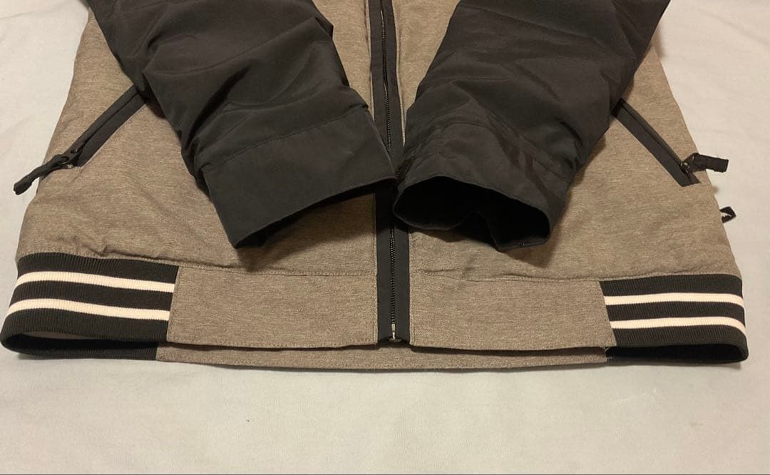 【大幅値下げ】BURTON kidsスノーボード(10/12)140〜150cm