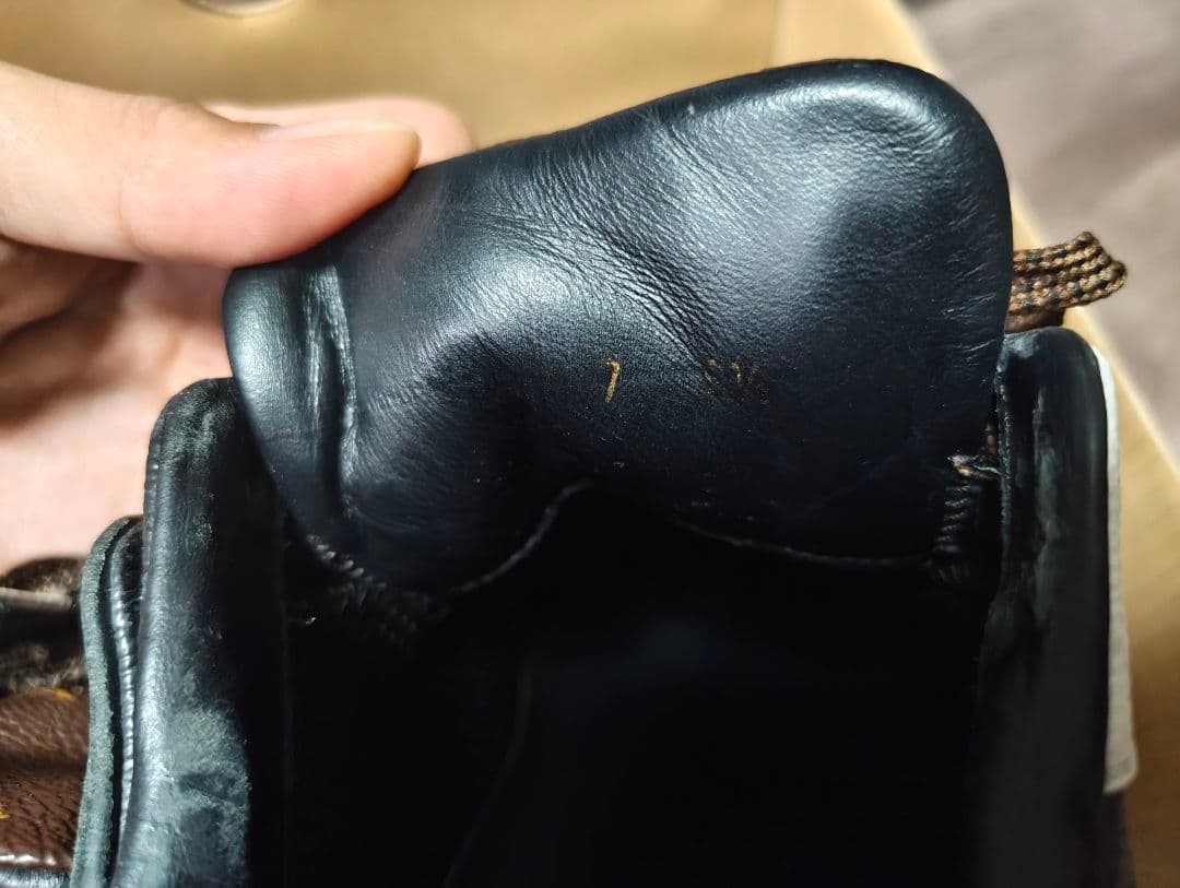 Louis Vuitton スニーカー ブラウン/ホワイト/ブラック