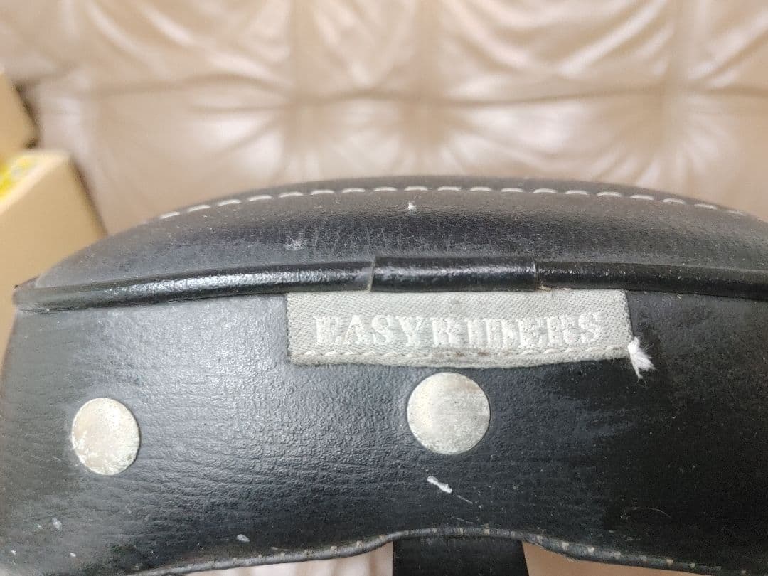 ドラッグスター400 EASYRIDERS 黒 レザーシート ストライプデザイン