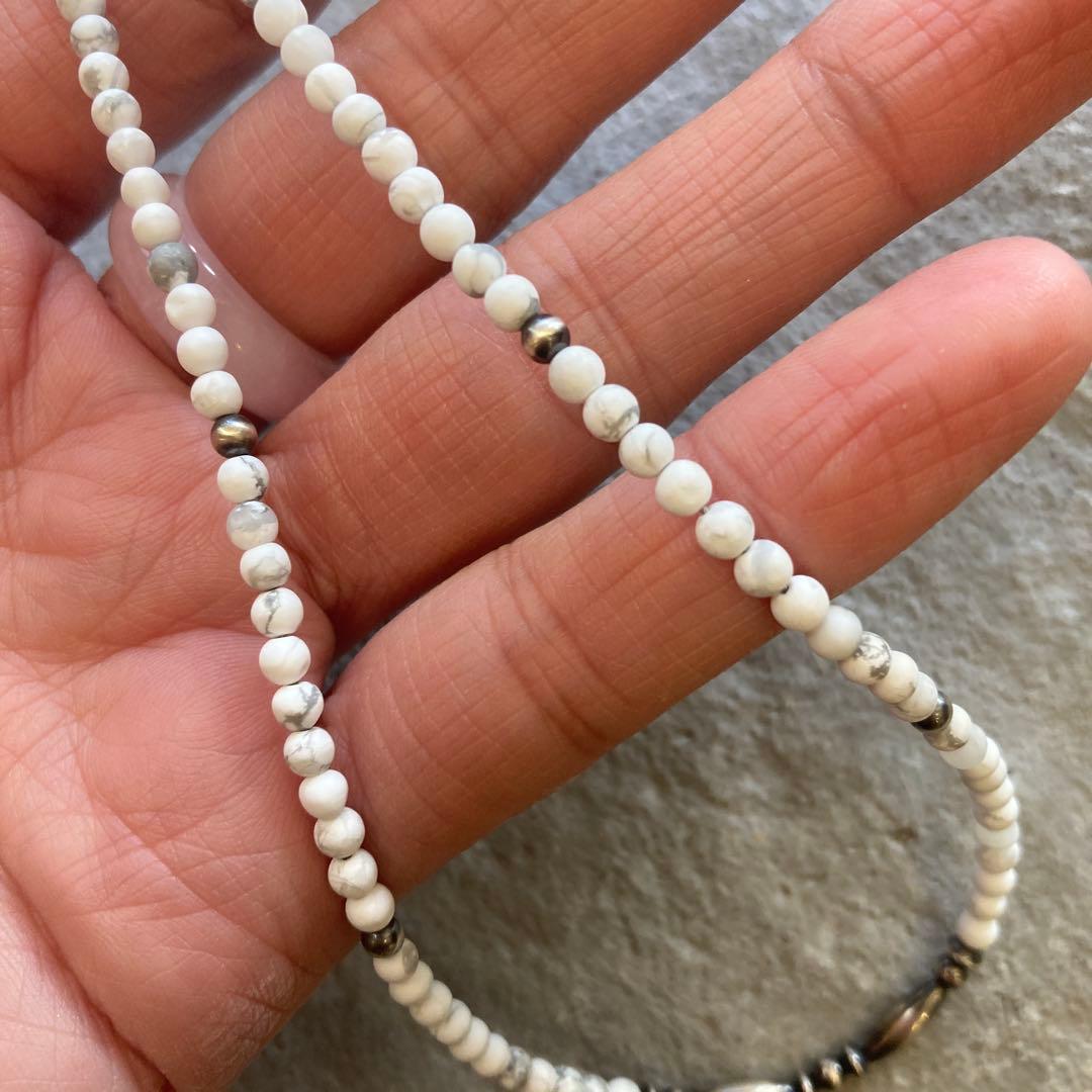 550 小粒ホワイトターコイズとSV925製ナバホパールのオリジナルネックレス