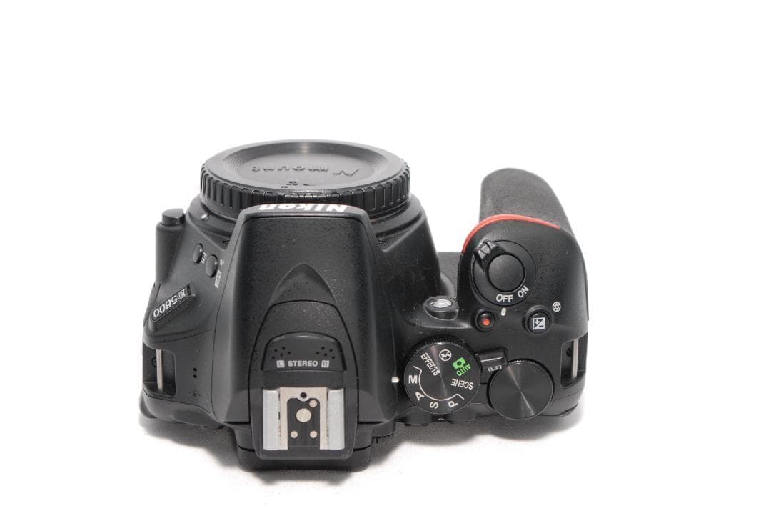 ✨Nikon D5600✨ショット数780✨初心者さんおすすめ✨一眼レフ✨