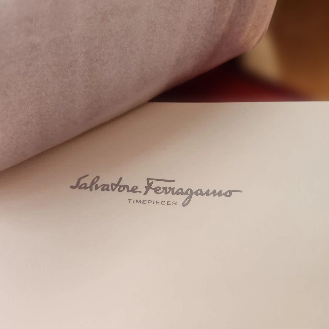 FERRAGAMO　ガンチーニ　腕時計