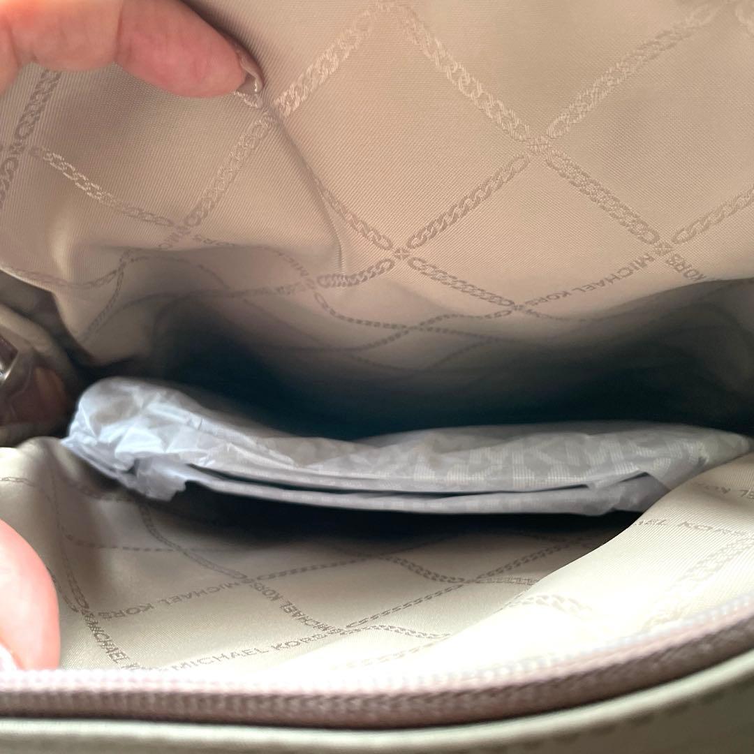 [最終値下げ］新品未使用　マイケルコース　リュックPRESCOTTラージ