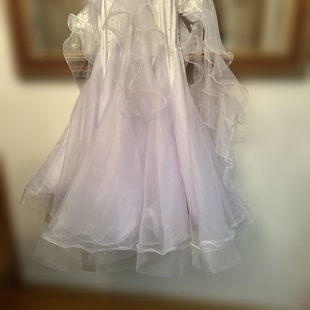 社交ダンスのスタンダードドレスです。一度競演会で着用しました。