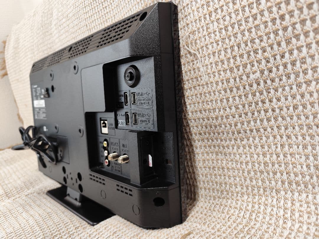 MAM　SHARP 19インチ液晶テレビ 本体 ケーブル付き