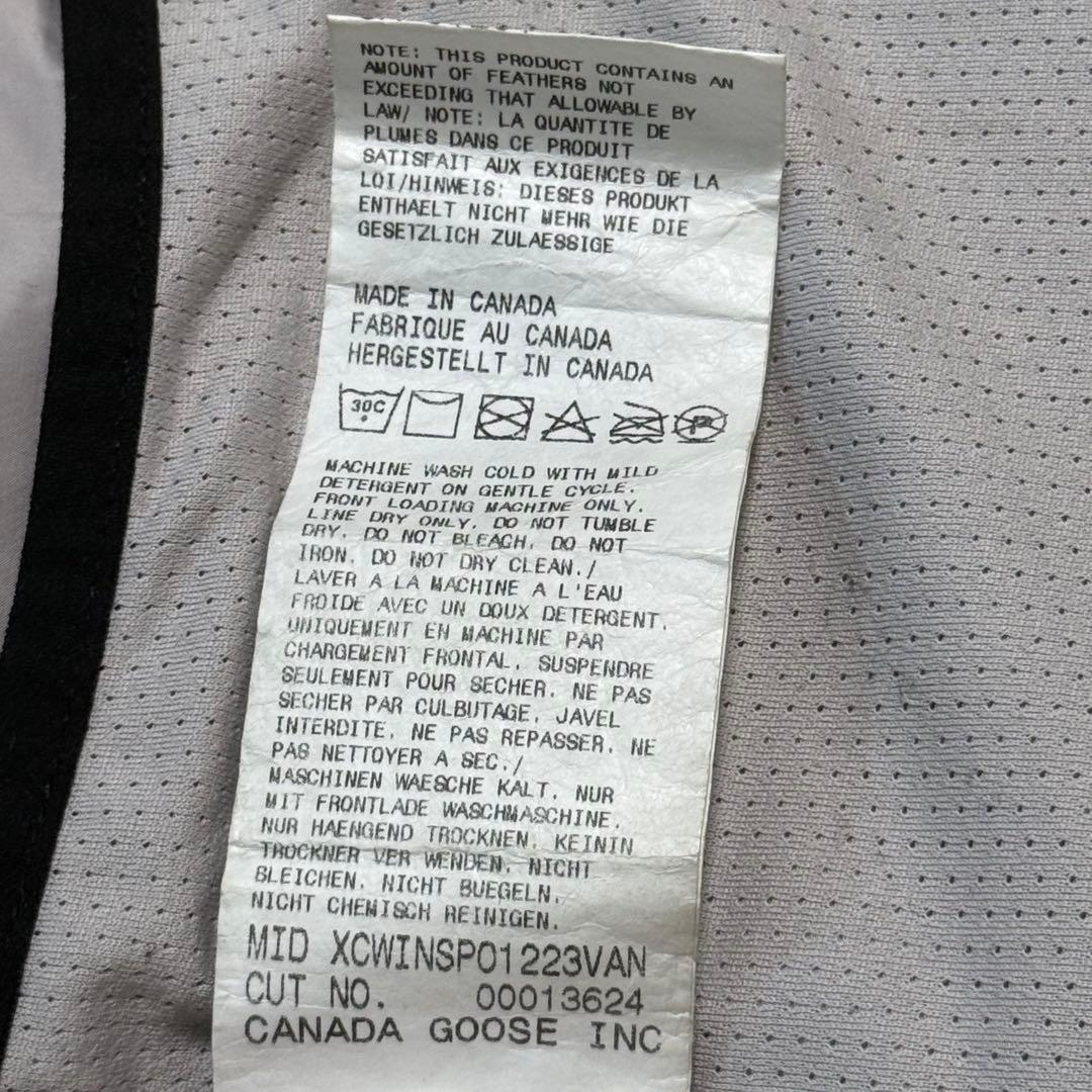 【美品】カナダグース  ライトダウンジャケット 2703L