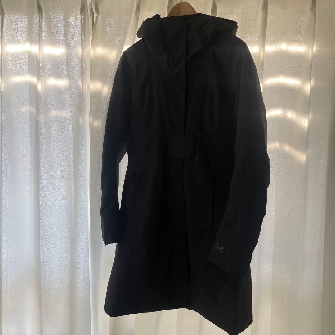 ✨【ARC'TERYX 】フード付きダウンジャケット M ブラック