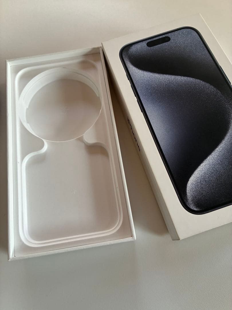 Apple iPhone 15 Pro ブルーチタニウム 256GB