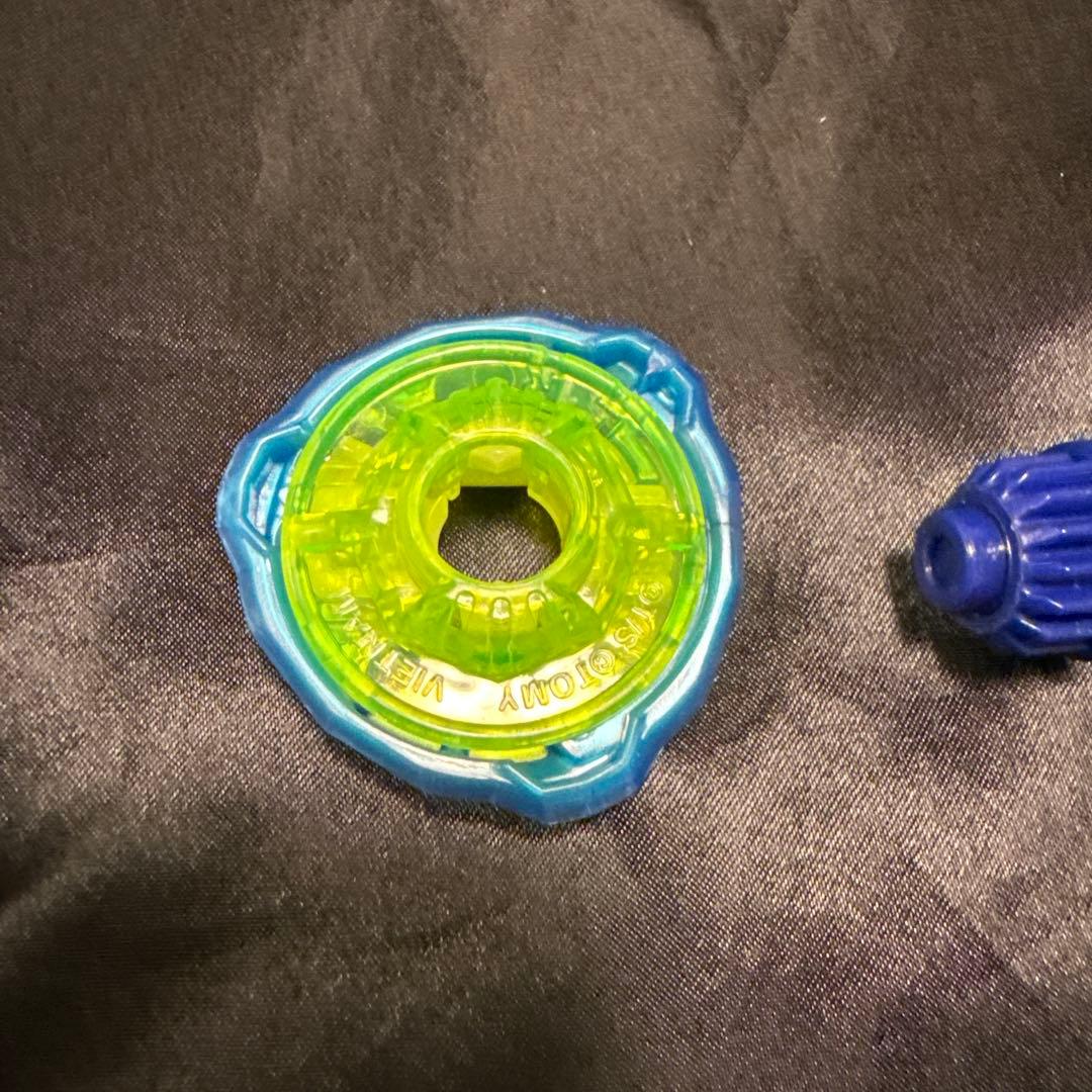 ベイブレードx エアロペガサス　ダメージ有