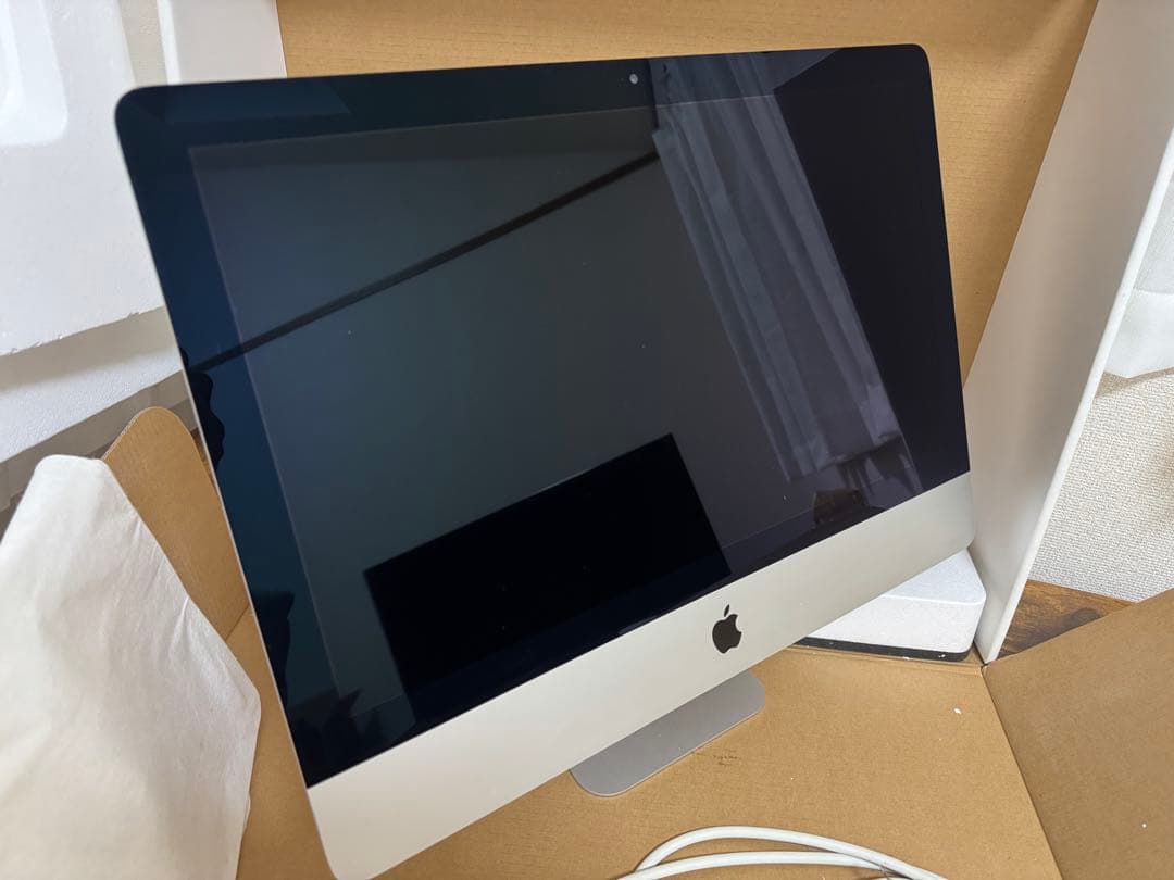その他 iMac (Retina 4K, 21.5-inch, Late 2015)