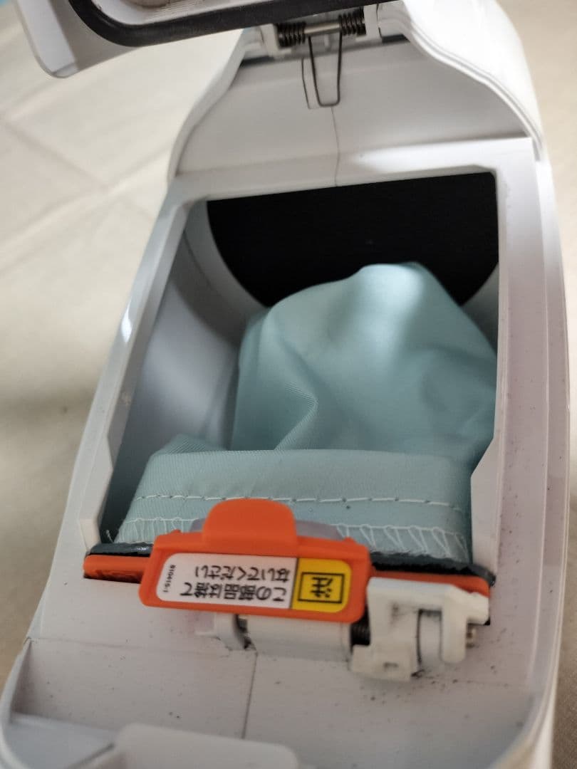 Makita CL282FD コードレス掃除機