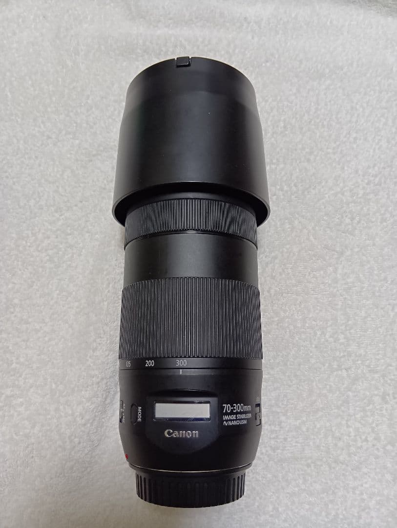 【フード付】Canon EF 70-300mm f4-5.6 IS II USM