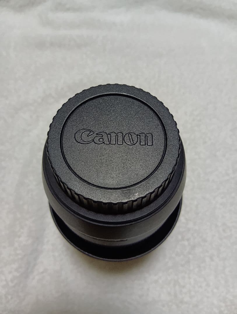 【フード付】Canon EF 70-300mm f4-5.6 IS II USM