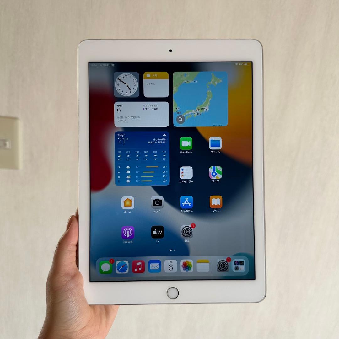 【美品】Apple iPad Air 第2世代 シルバー 9.7インチ 32GB