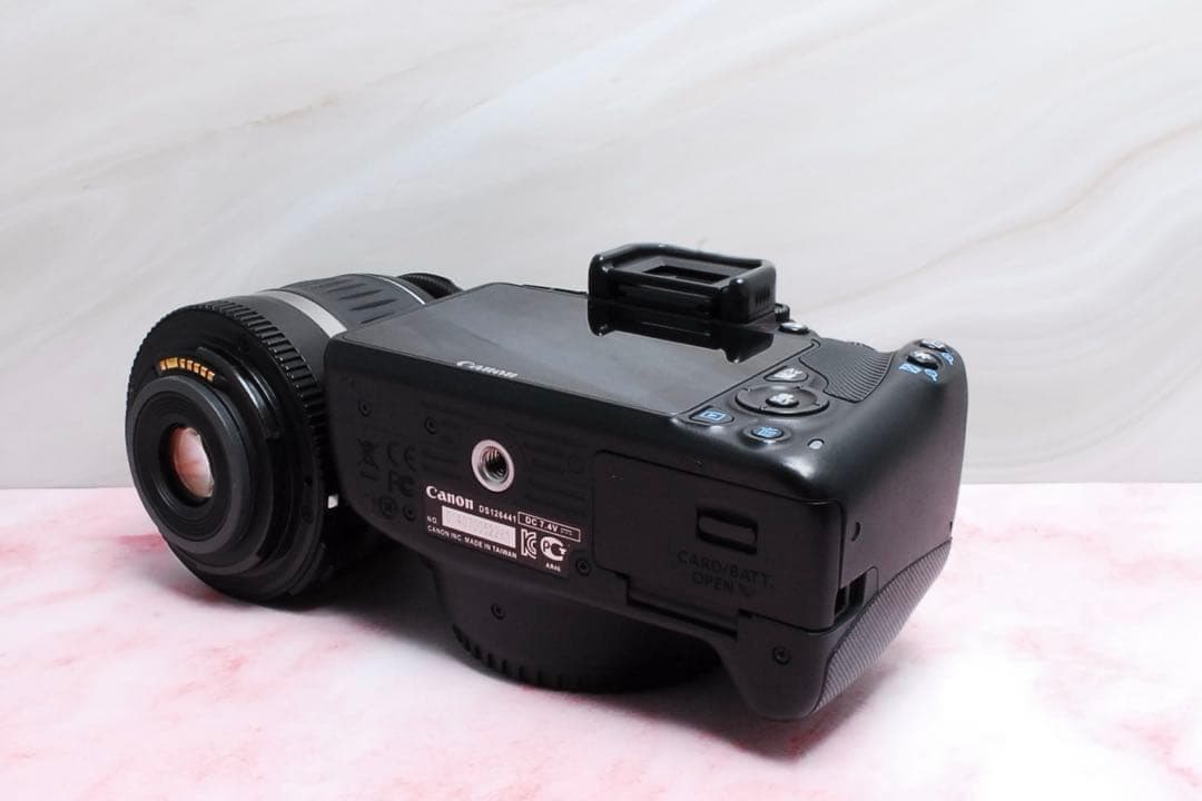 ✨大切な瞬間を逃さない✨Canon Kiss X7✨超軽量✨高画質✨