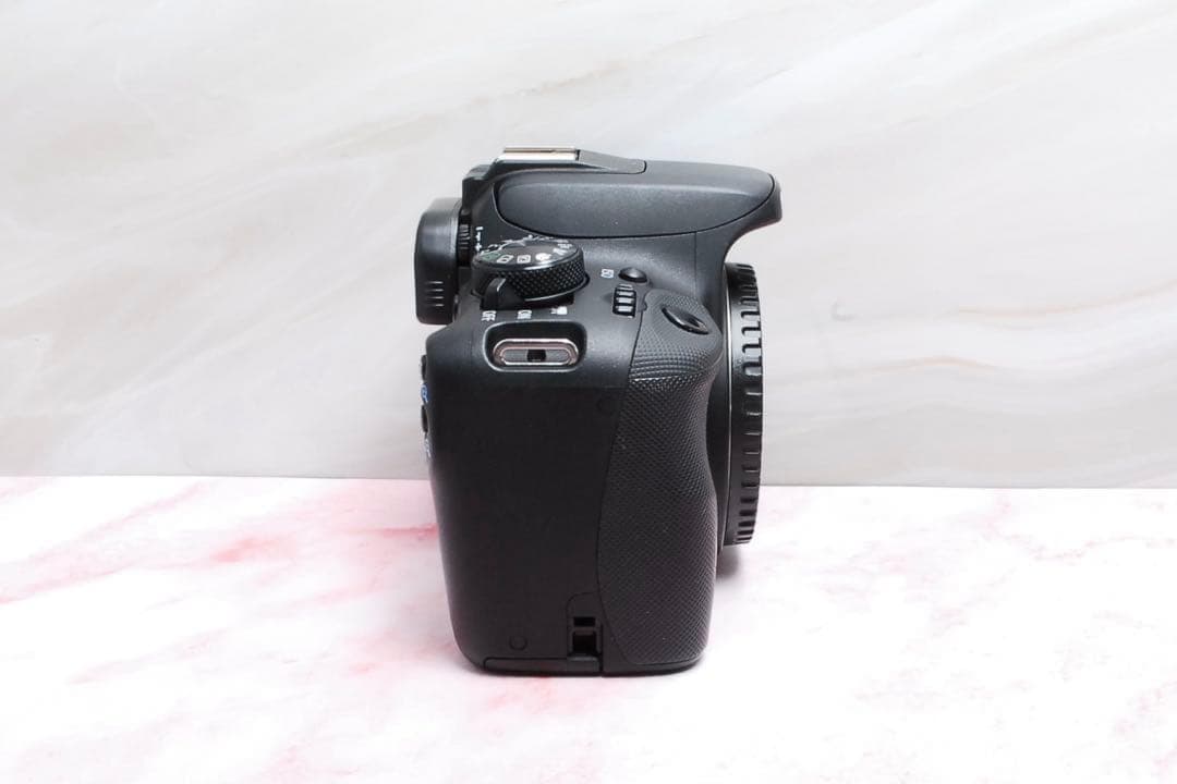 ✨大切な瞬間を逃さない✨Canon Kiss X7✨超軽量✨高画質✨