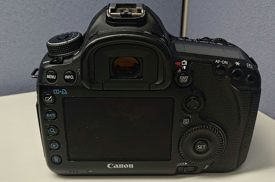 Canon EOS 5D Mark III デジタル一眼レフ