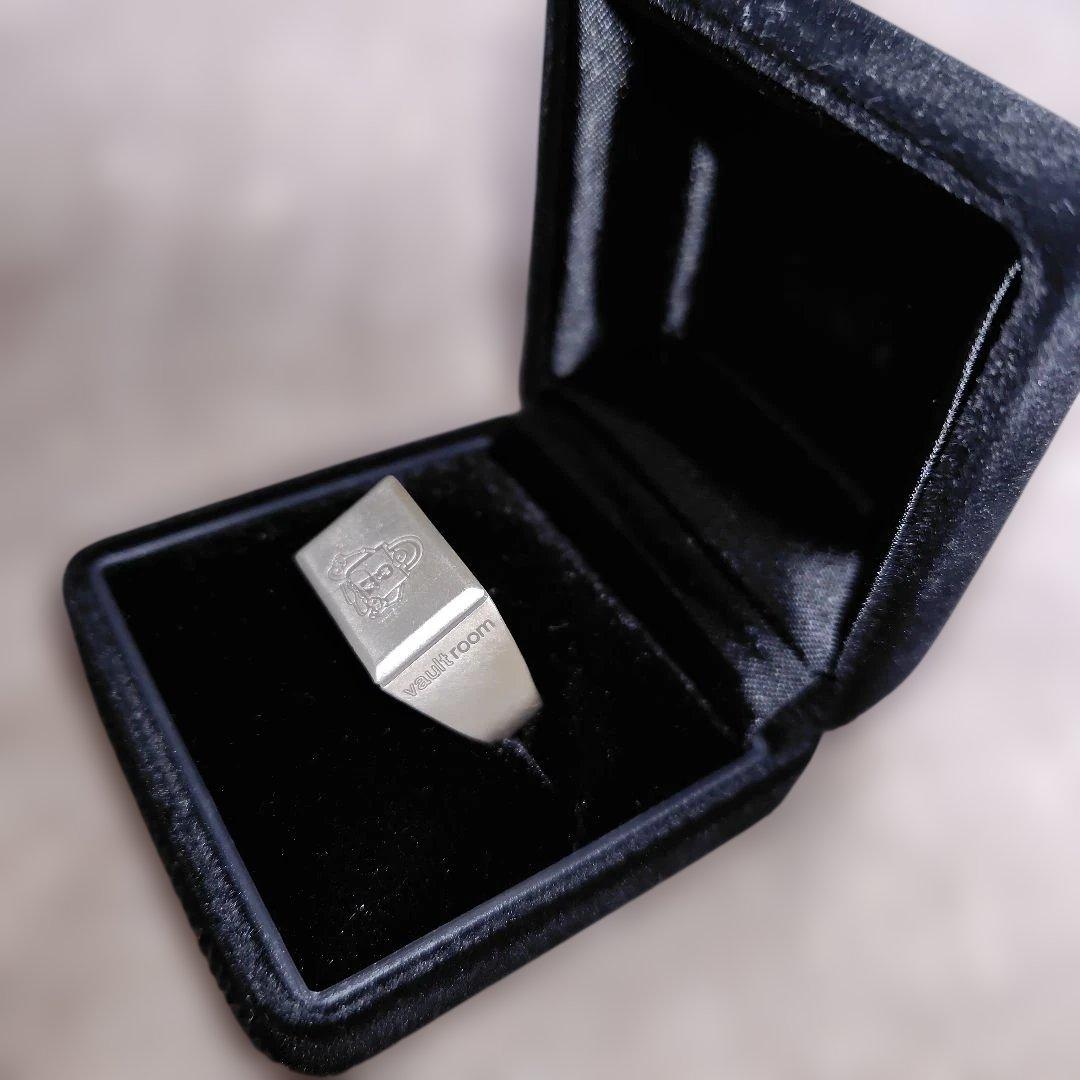Vaultroom リング 18号