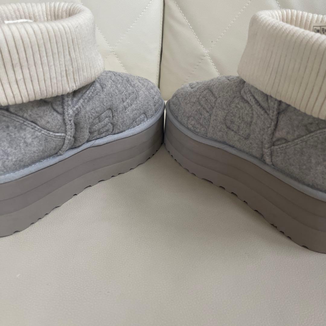 新品未使用♡UGG♡Classic mini ブーツ25