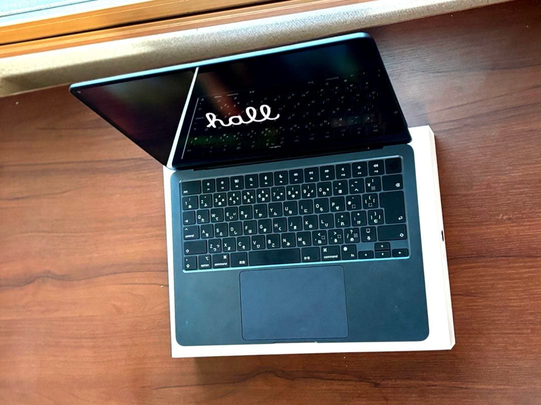 MacBook air M2 13.6インチ