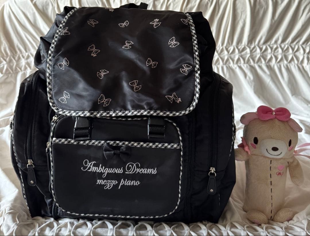 mezzo piano ジュニア、大容量リュック