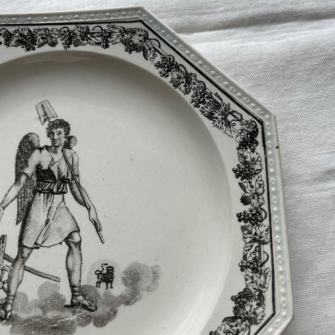 クレイユ モントロー オクトゴナル グリザイユ フランス