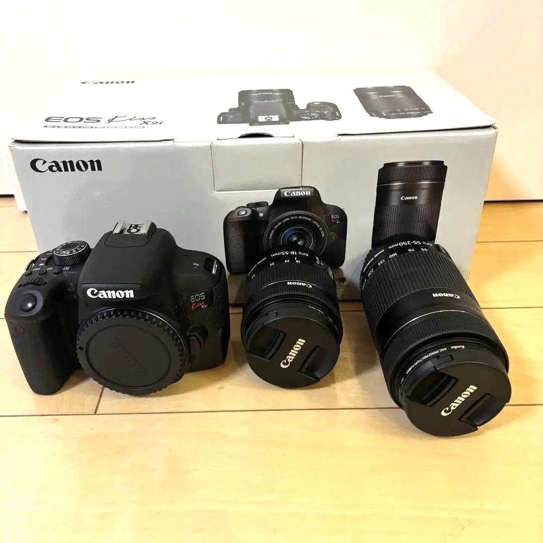 【美品】おまけ付　Canon EOS Kiss X9i ダブルズームキット