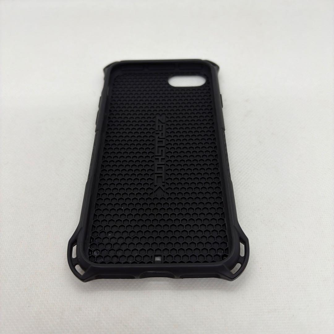 iphonese 第3世代 MMYC3J/A