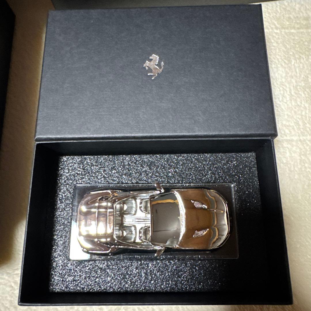 新車オーナー購入者限定非売品 フェラーリ ポルトフィーノ木製キーボックス