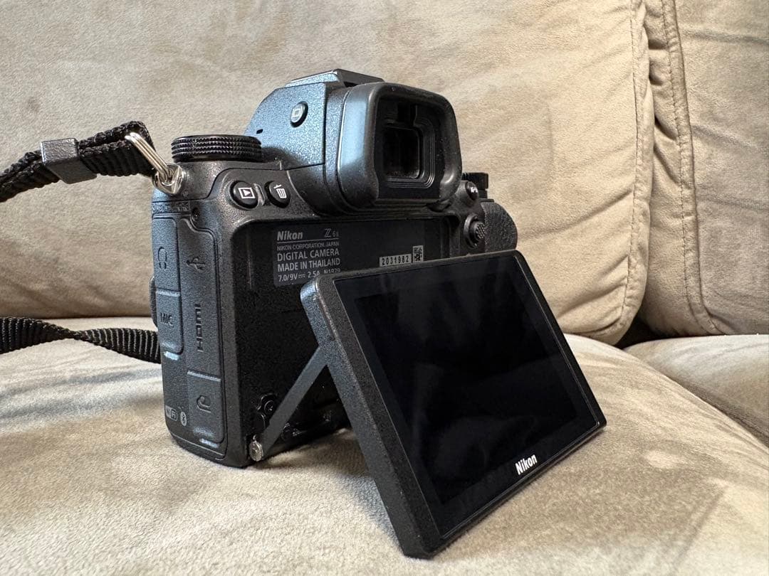 【美品】Nikon Z 6 II＋Z24-70mm 広角単焦点レンズ・おまけあり