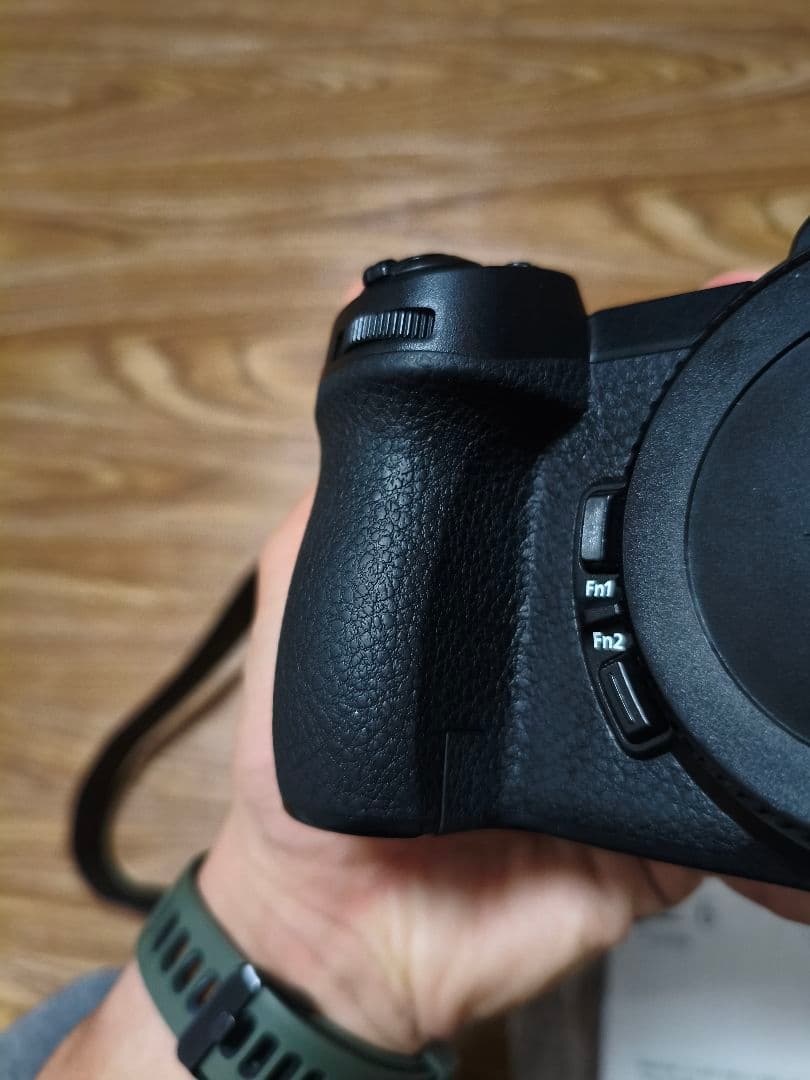 Nikon Z6 ボディ 充電器 バッテリー ストラップ