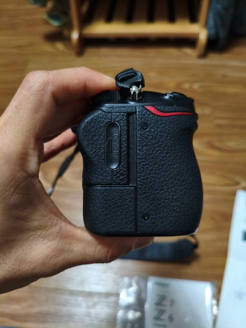 Nikon Z6 ボディ 充電器 バッテリー ストラップ