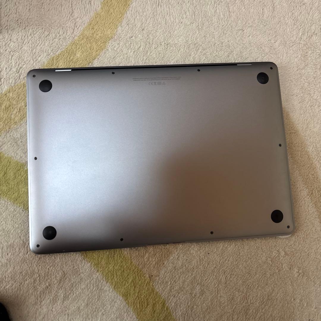 MacBook Air 2020 Corei3 8GB 258GB ジャンク