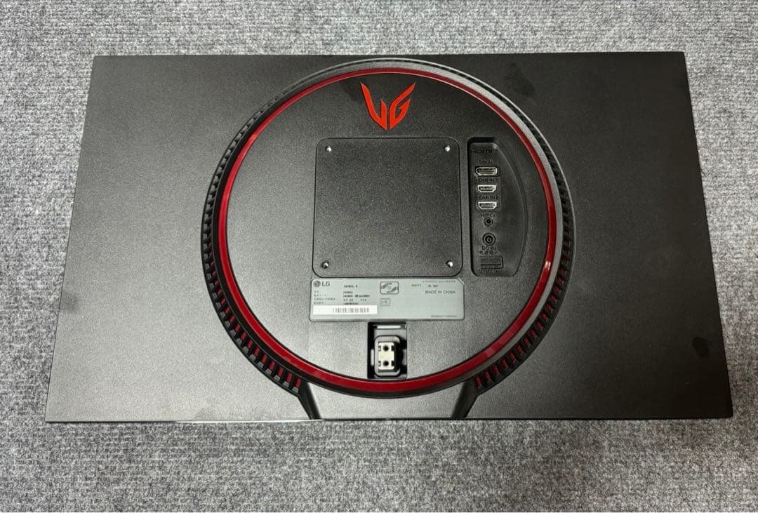 珍しいガキ　LG フレームレス ゲーミングモニター UltraGear