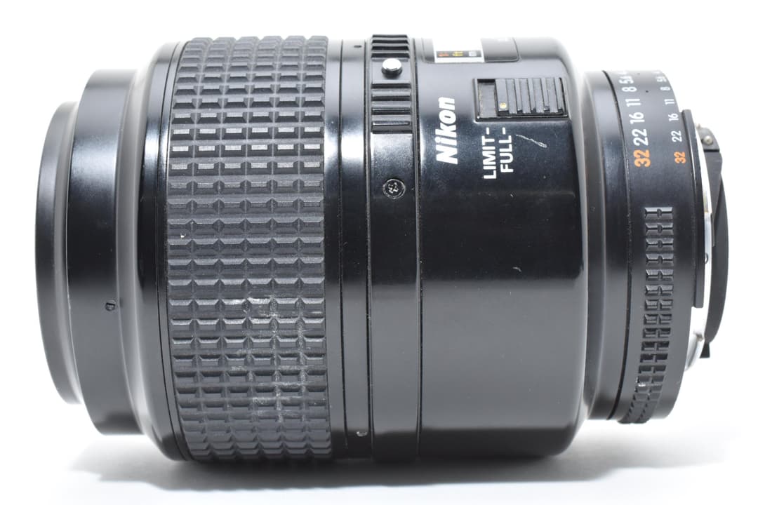 Nikon AF 105mm F2.8 マイクロ D 0373