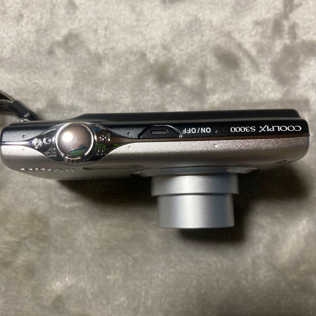 Nikon ニコン　COOLPIX S3000 中古品