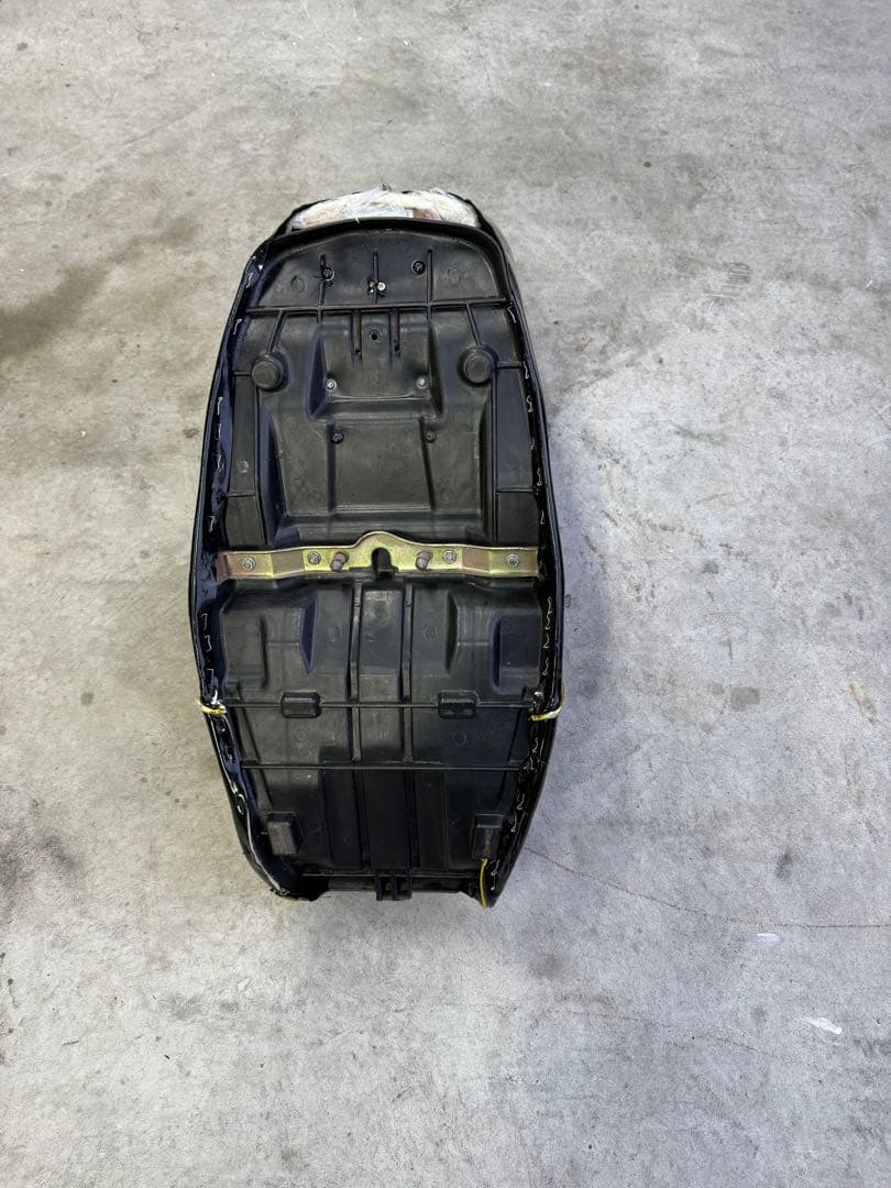 ゼファーχ3段シート