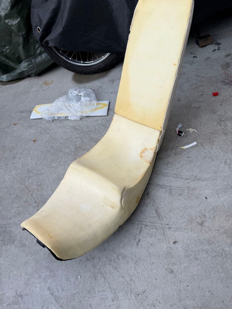 ゼファーχ3段シート