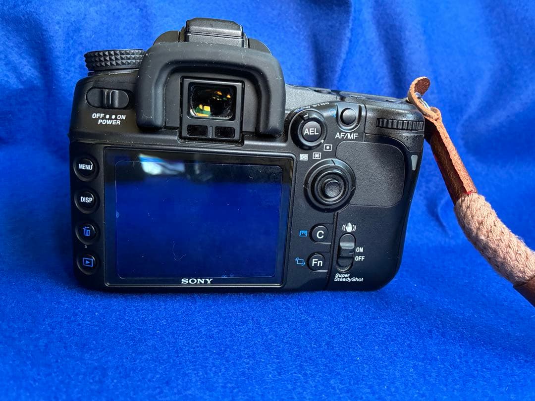 【セット】SONY α700 + 単焦点 ＋ バッテリー2個＋充電器