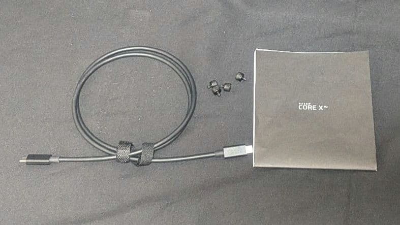 Razer Core X V2 GPUエンクロージャー